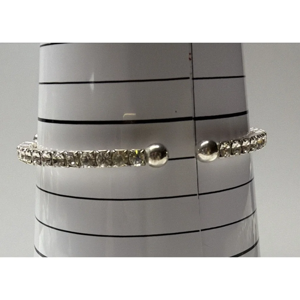 Vintage Clear Rhinestone Silver Cuff Bracelet Flower Clover